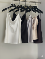 تاپ ساتن یقه شل زنانه رنگ کرم مناسب برای زیر کت