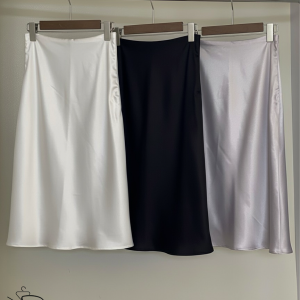 دامن ساتن بلند زنانه مدل فون رنگ مشکی