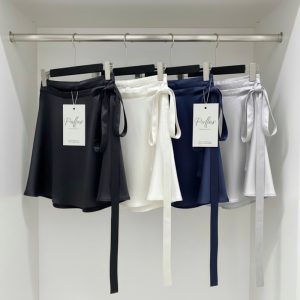 دامن کوتاه ساتن زنانه