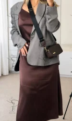 پیراهن ماکسی ساتن رنگ قهوه ای